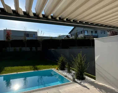Forgatható Lamellás Pergola – Budapest II. kerület – Norbi otthona Forgatható Lamellás Pergola – Budapest II. kerület – Norbi otthona